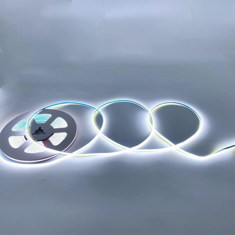 超狭い 3MM 幅 COB LED ストライプライト 400Leds/m 暗調可 5m 長寿