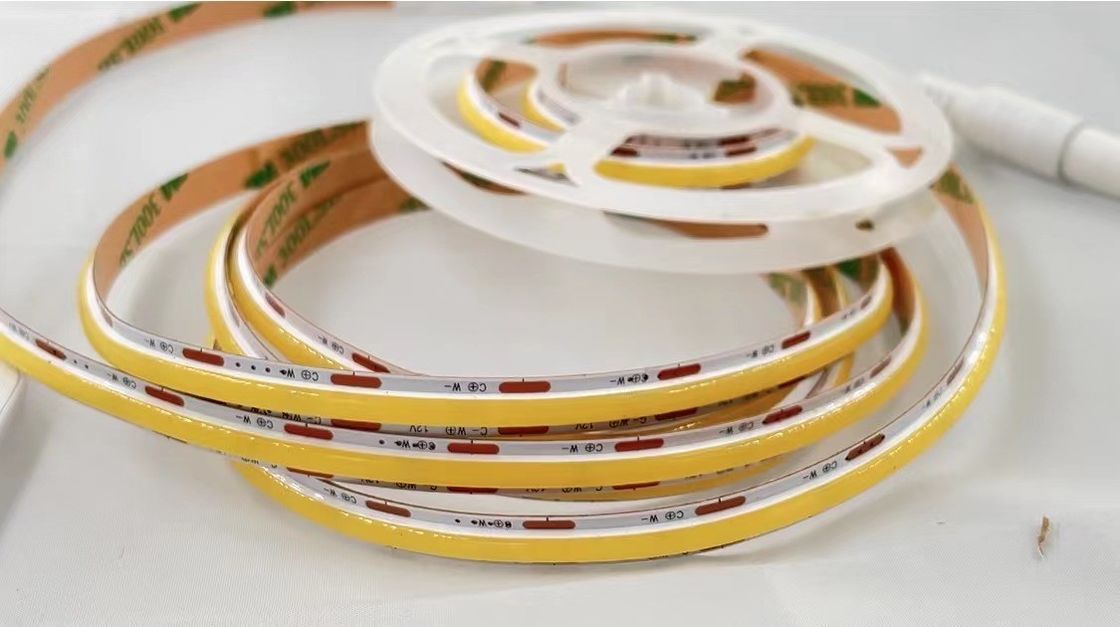 90 CRI COB 560leds CCT 調光可 LED ストライプ 8mm PCB エネルギー節約のためのエコフレンドリー照明 ヨーロッパ