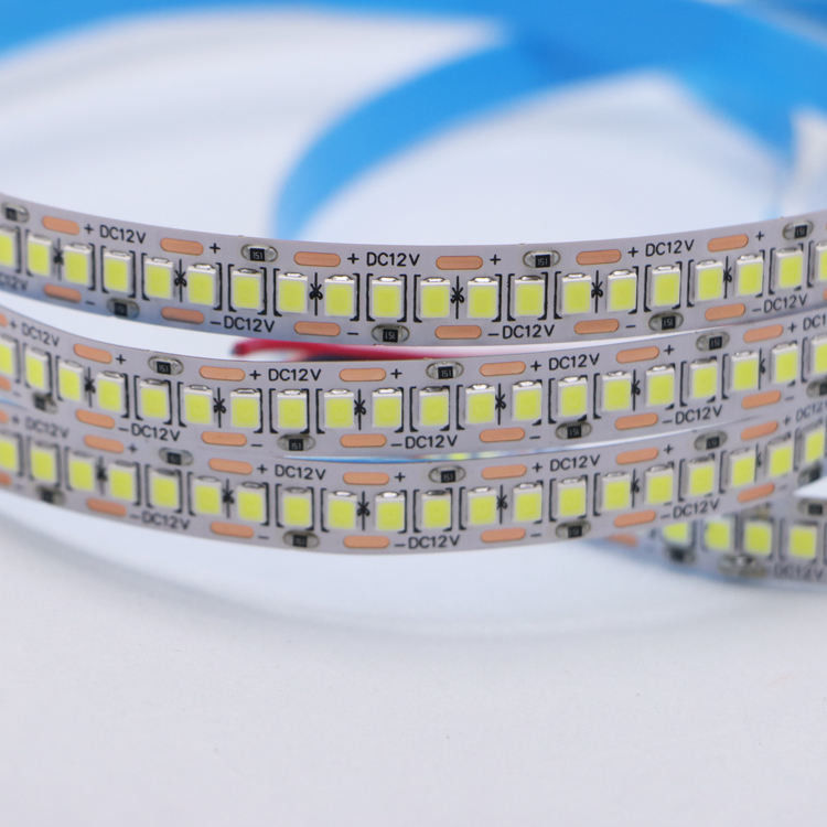 DC12V/24V 10mm 5M/Roll 2835 80Ra LEDストライプ 白いPCBと120°ビームアングル