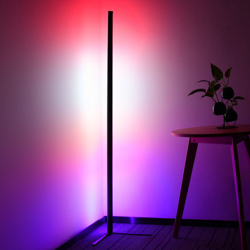 Home.hotel.lighting モダンなリビング室の装飾のための装飾用LEDフロアランプ