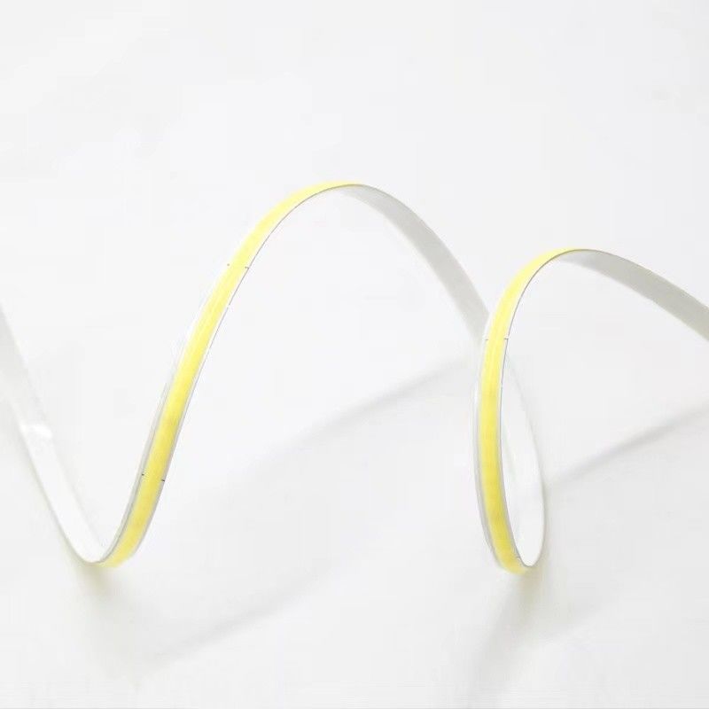 90lm/W COB LED ストライプ DC24V CRI90 312LEDs/m 安定ダム接着剤と60000時間の使用寿命